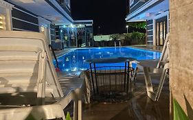 Avullar Palace Hotel